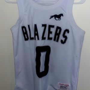 bron by james jersey, worn once!!!, very very good quality.